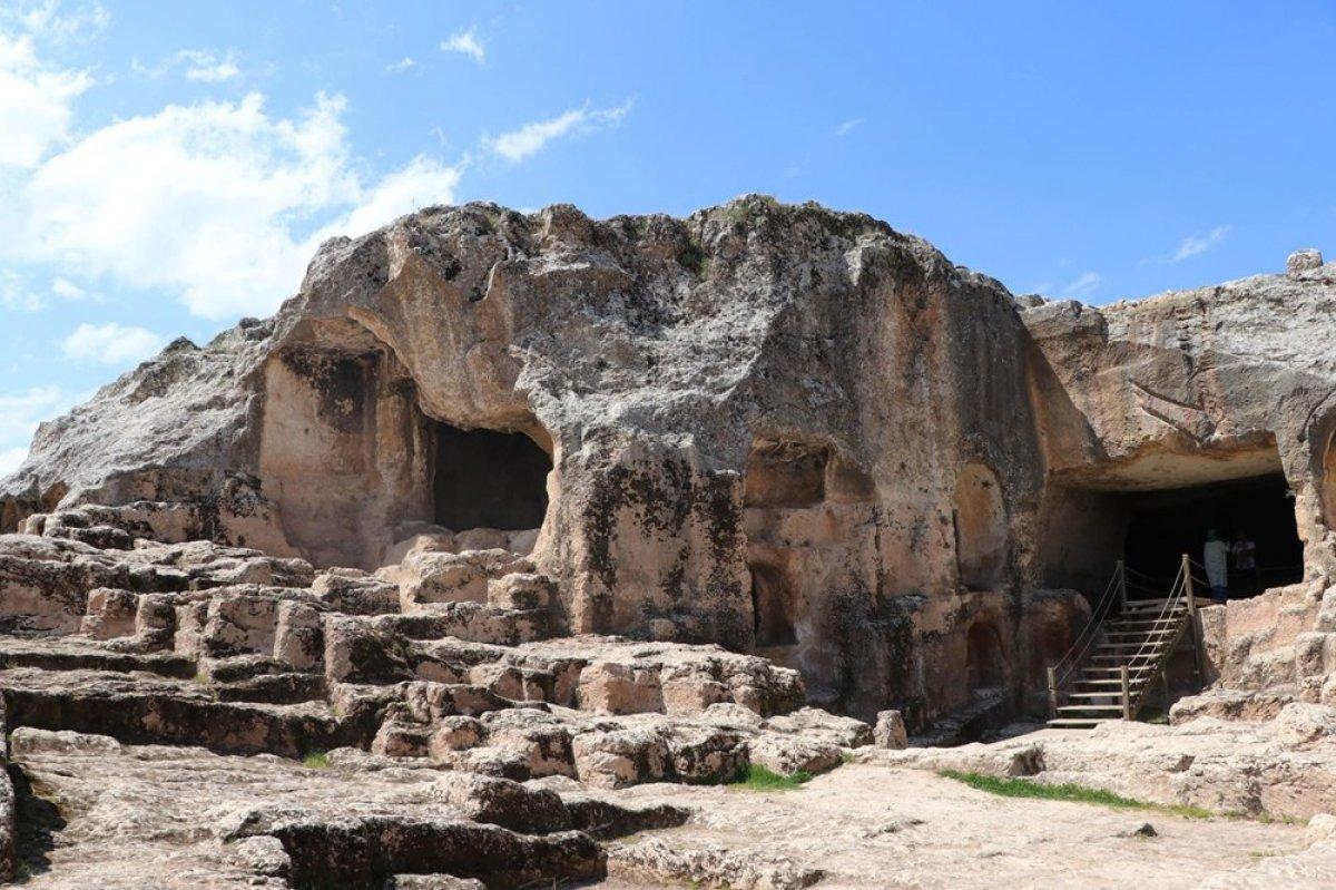 Diyarbakır’daki Hilar Mağaraları ve Çayönü’nde kazı başlıyor