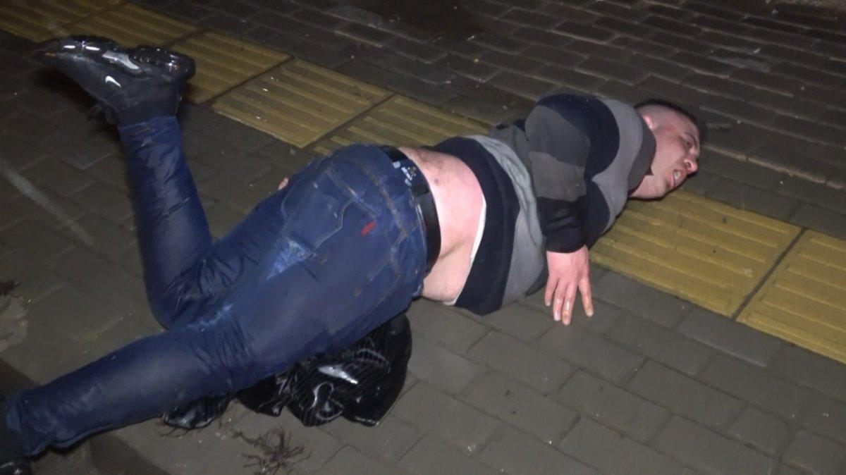 Bursa’da esnaf ile elemanına sokak ortasında dayak