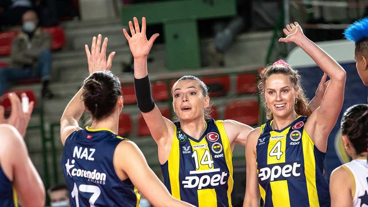 Fenerbahçe Kadın Voleybol Takımı maça çıkmama kararı aldı
