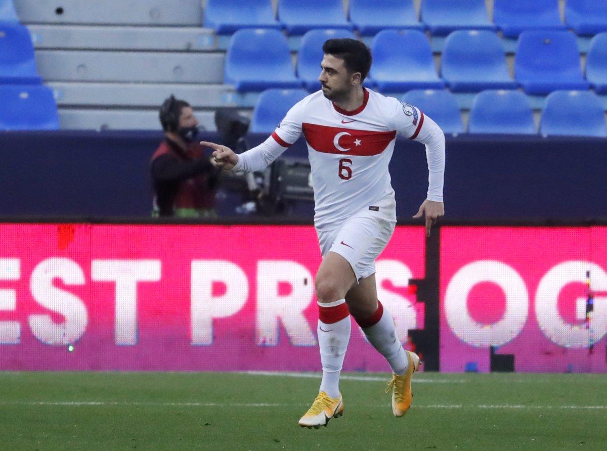 Mart ayında en çok konuşulan oyuncu, Ozan Tufan oldu