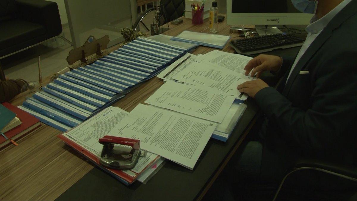 Sultanbeyli’de okuma yazması olmayan adamın üstünden şirket kurdular