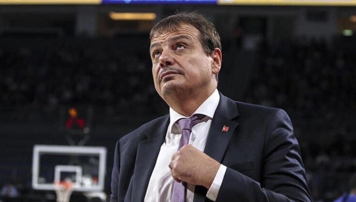 Ergin Ataman: Milli maçın olduğu günde Euroleague maçının olması hoş değil
