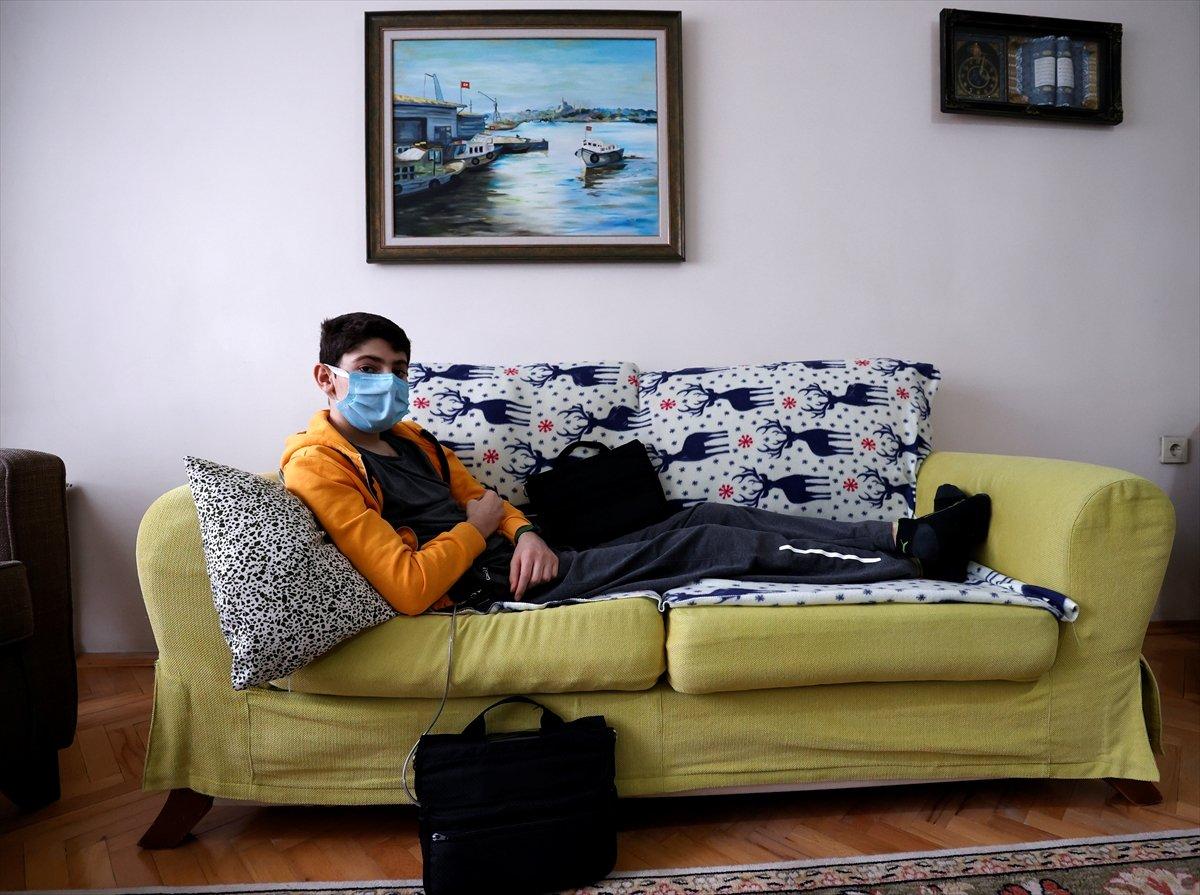 14 yaşındaki Arda, sağlığına kavuşmak için kalp nakli bekliyor