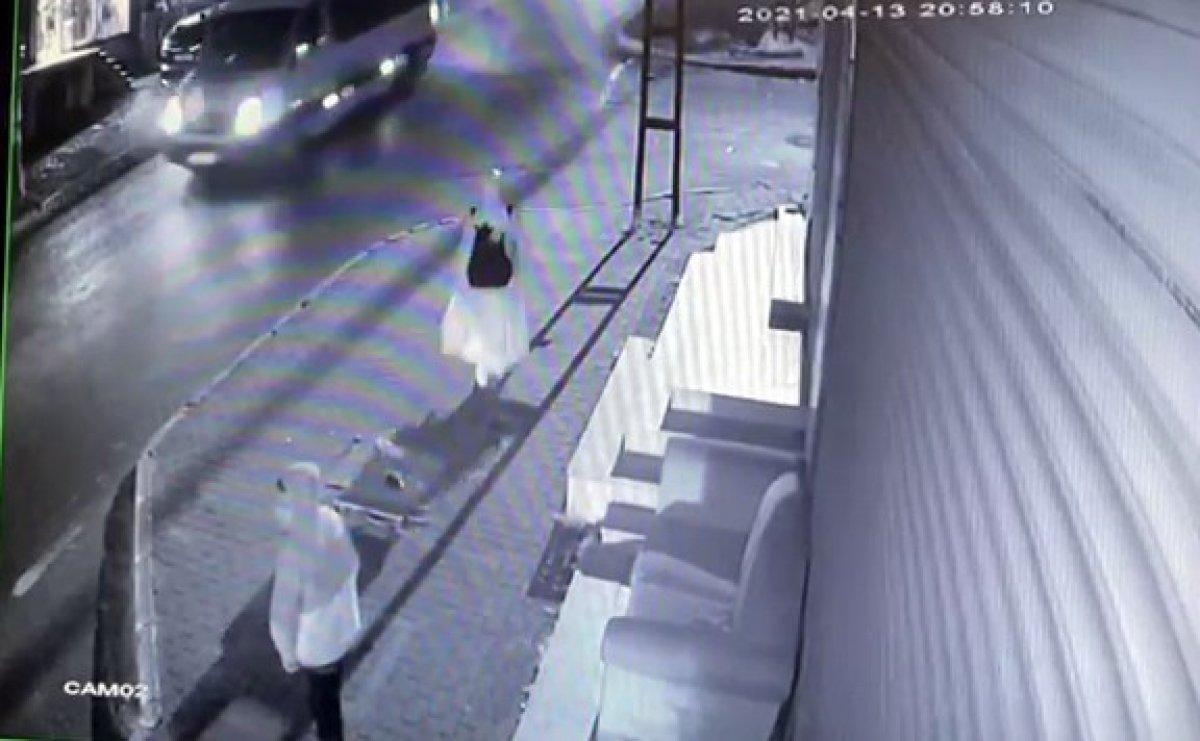 Avcılar’da kapkaça uğrayan kadın