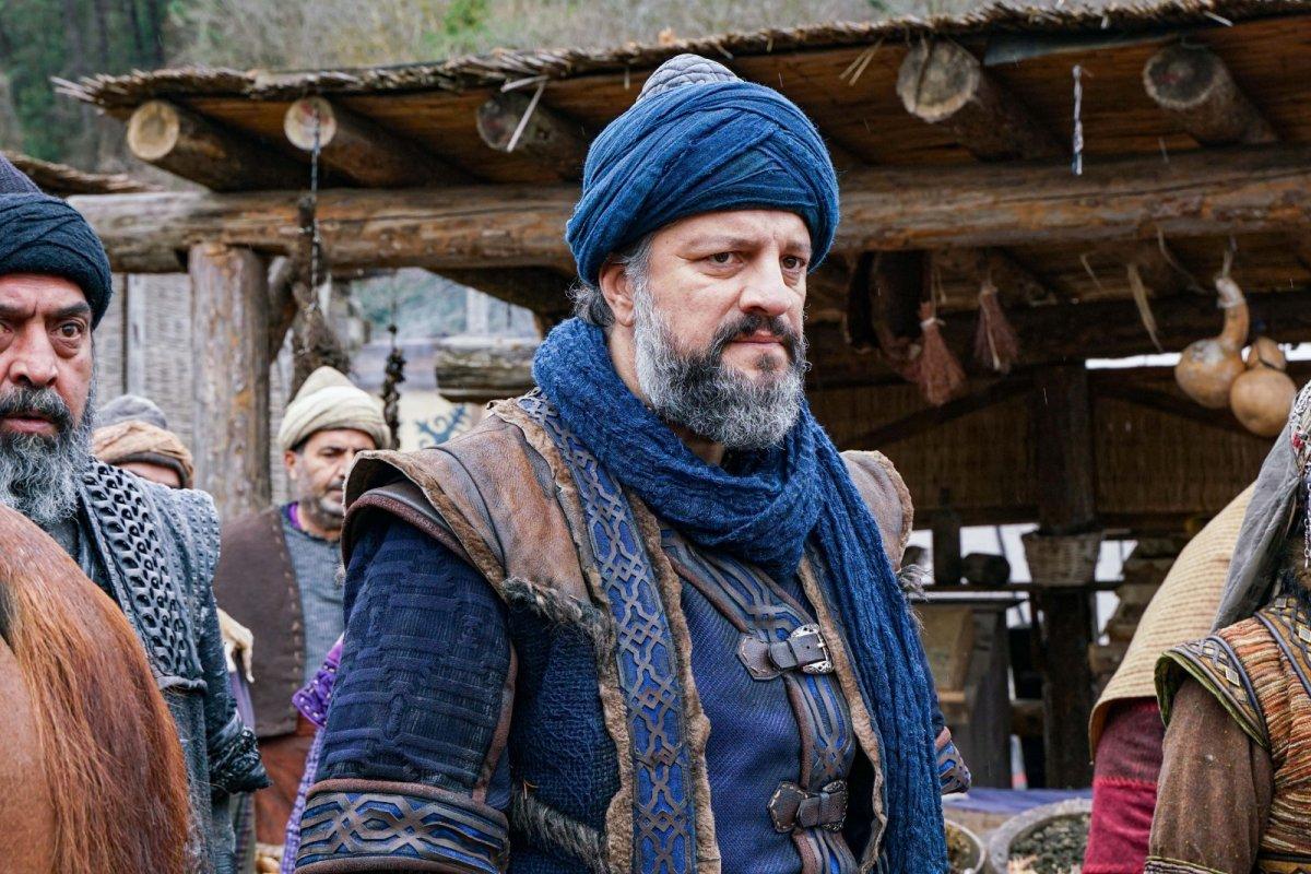 Kuruluş Osman'ın Dündar Bey'i Ragıp Savaş: Veda sahnesinde çok ağladık