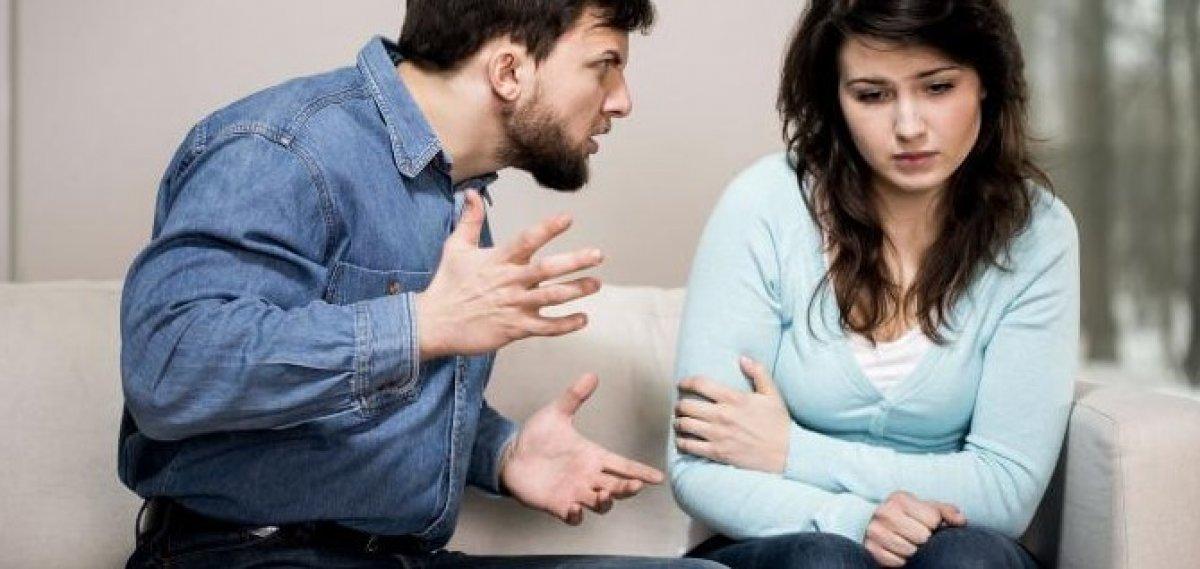 Baskı amacıyla eşin üzerine yürümek boşanma sebebi sayıldı