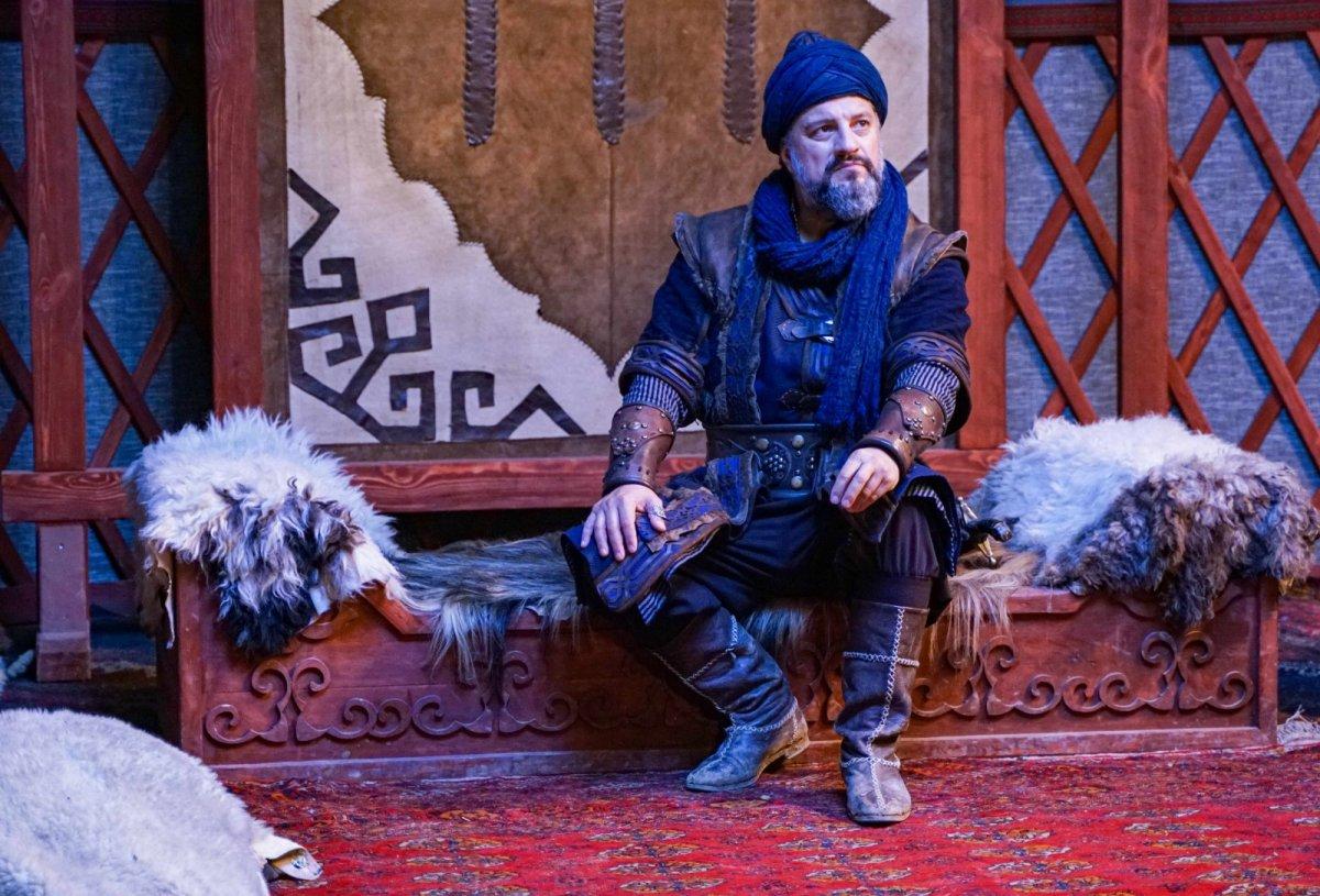 Kuruluş Osman'ın Dündar Bey'i Ragıp Savaş: Veda sahnesinde çok ağladık