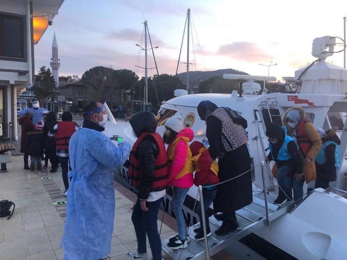 Balıkesir’de 48 düzensiz göçmen kurtarıldı