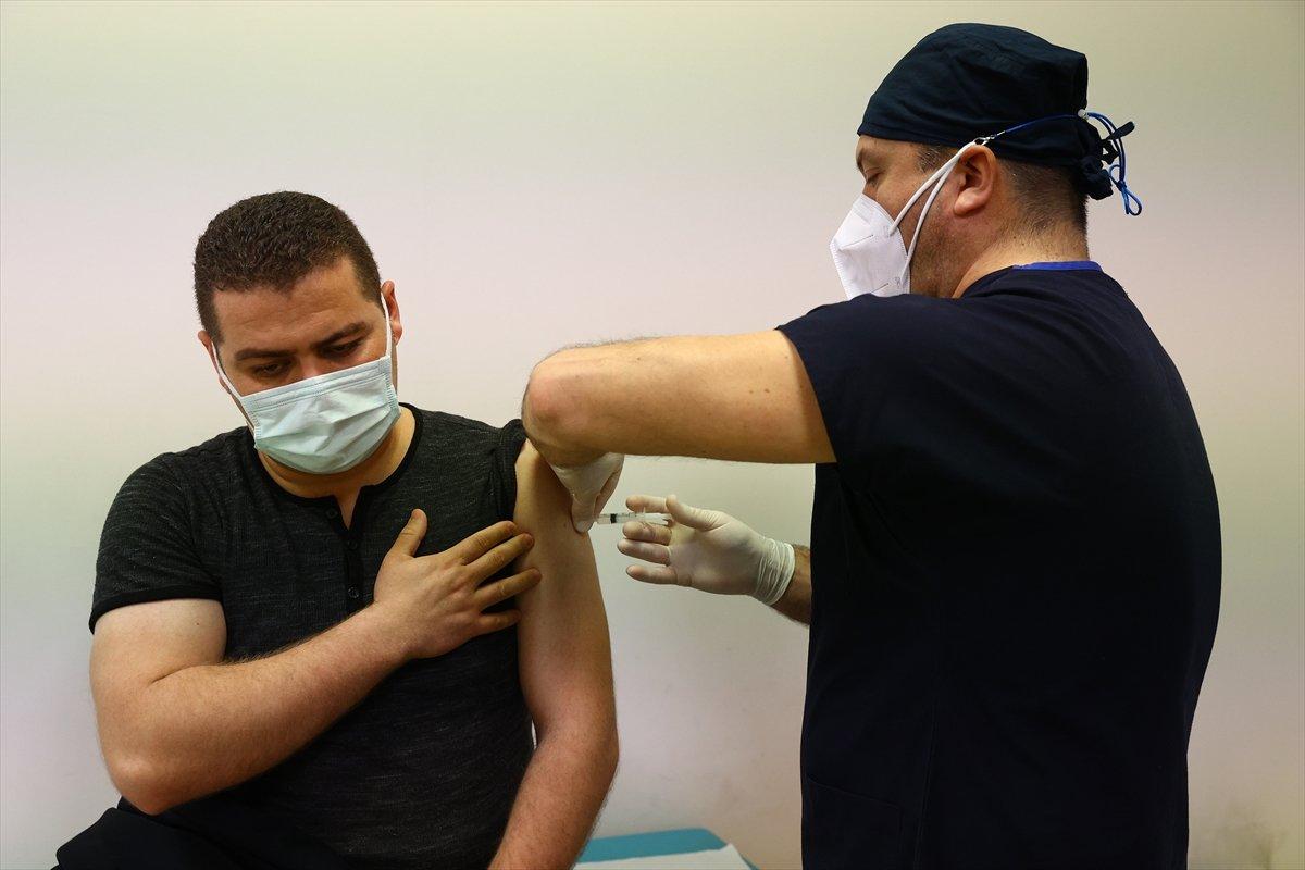 İftar sonrası aşılama çalışmaları yurt genelinde devam ediyor