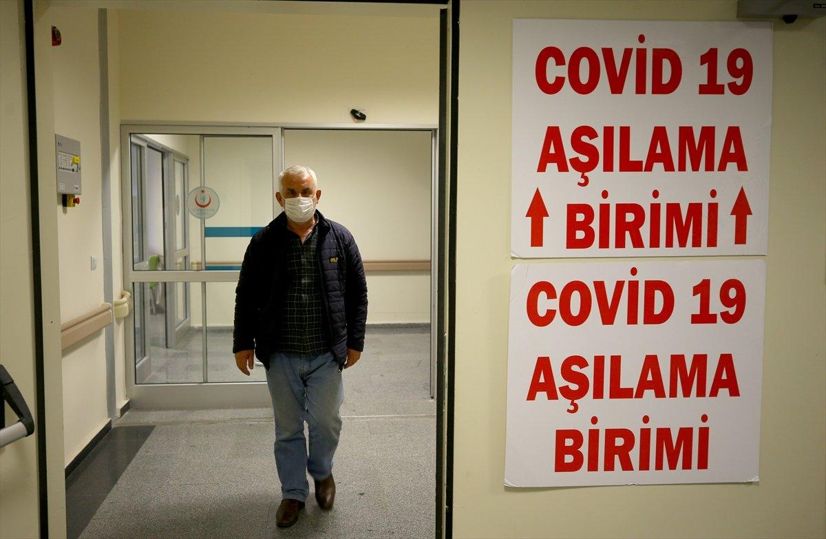 İftar sonrası aşılama çalışmaları yurt genelinde devam ediyor