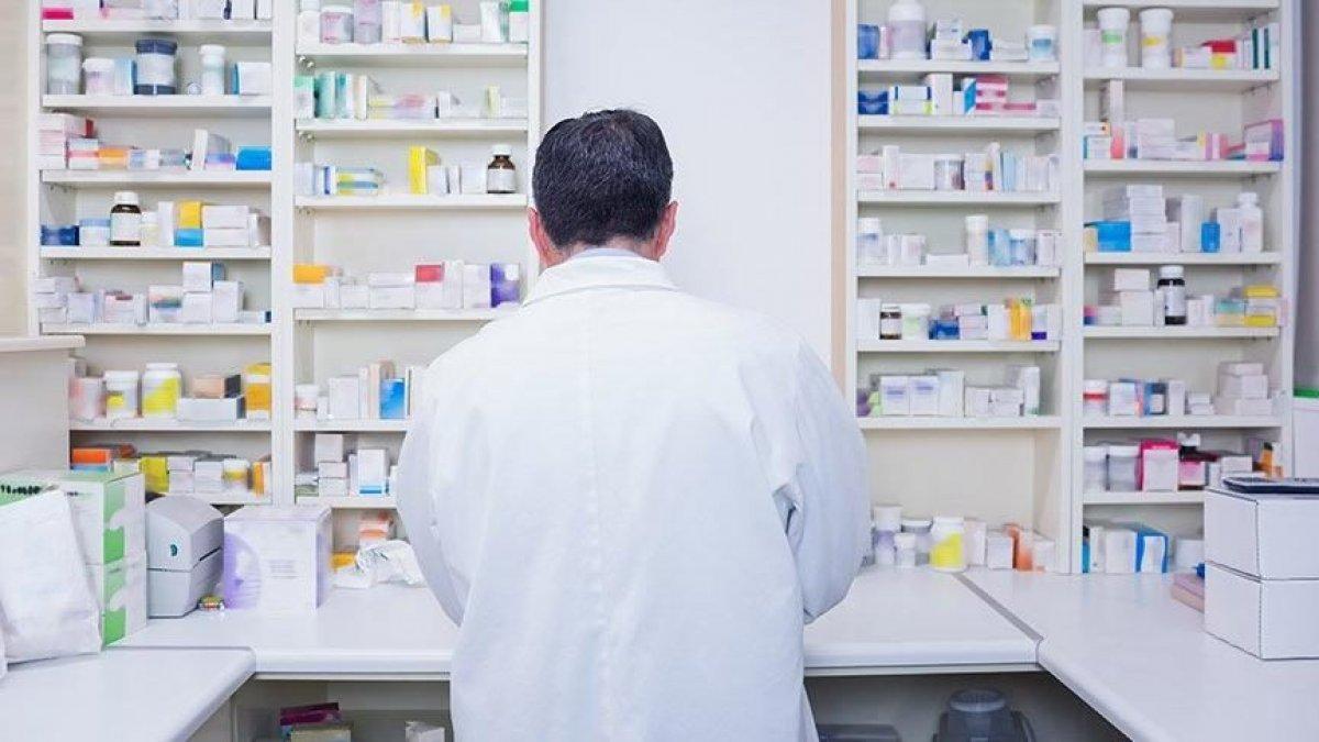 Eczaneler sokağa çıkma yasağında açık mı? Hafta sonu eczane çalışma saatleri 2021