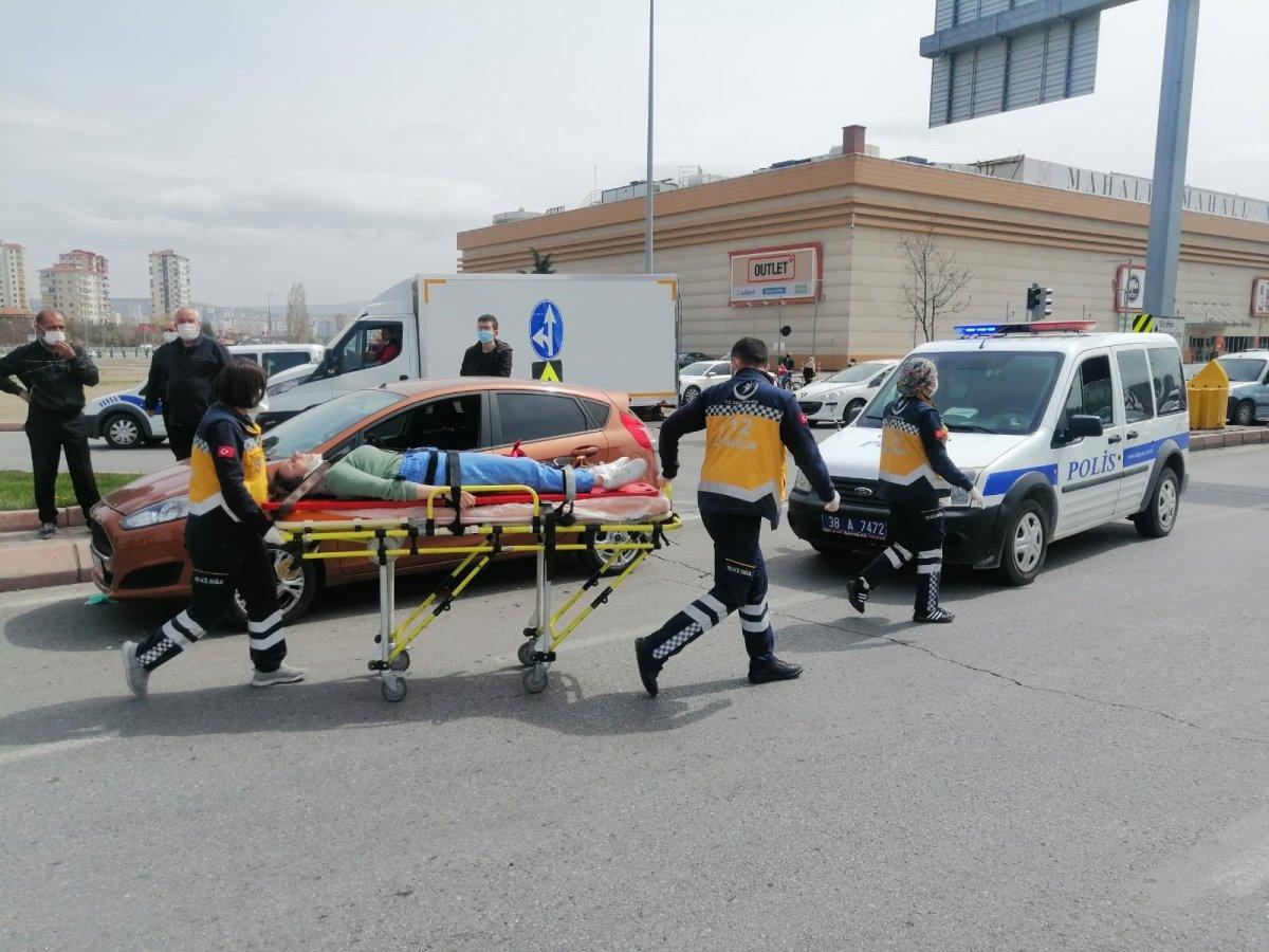 Kayseri’de trafik kazası: 5 yaralı