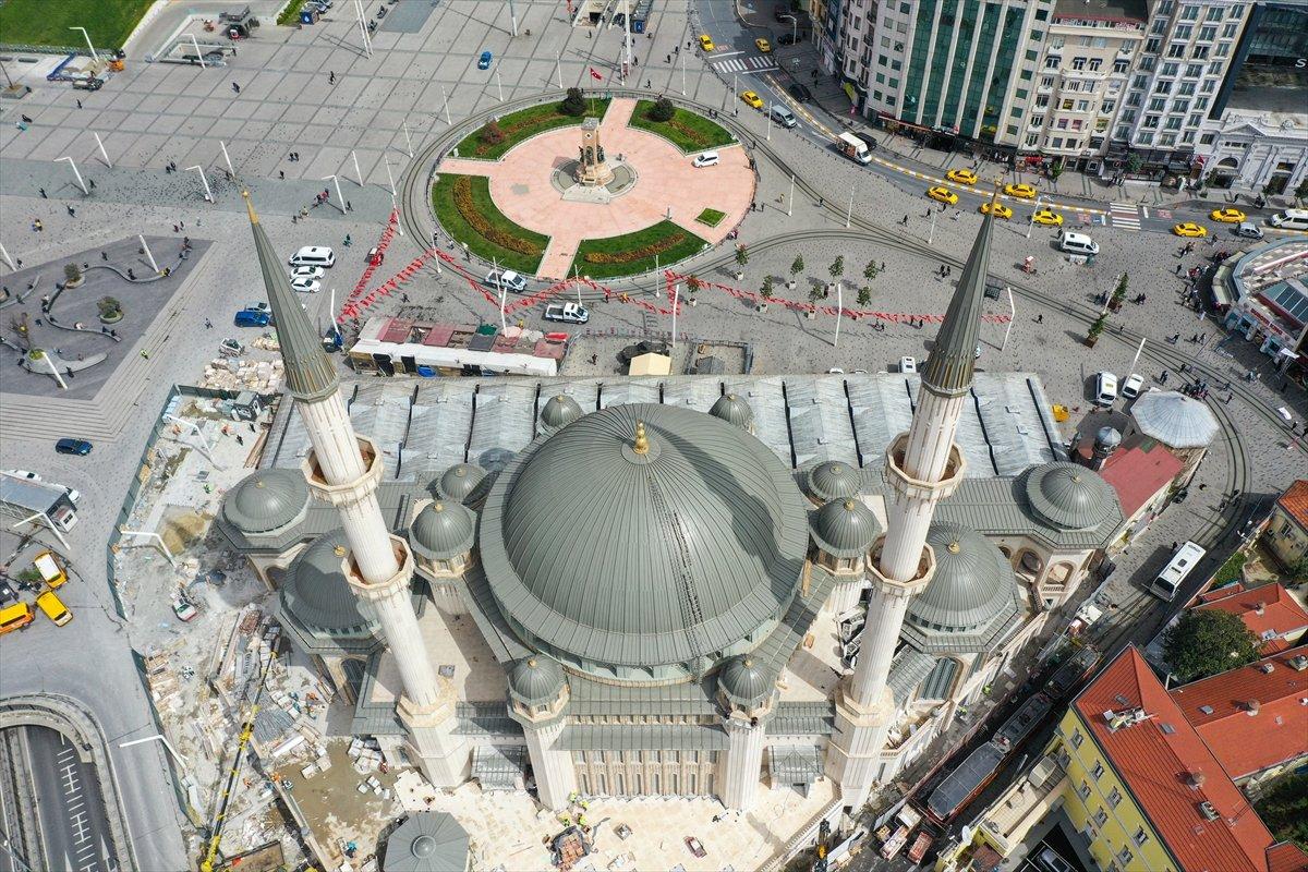 Taksim Camii