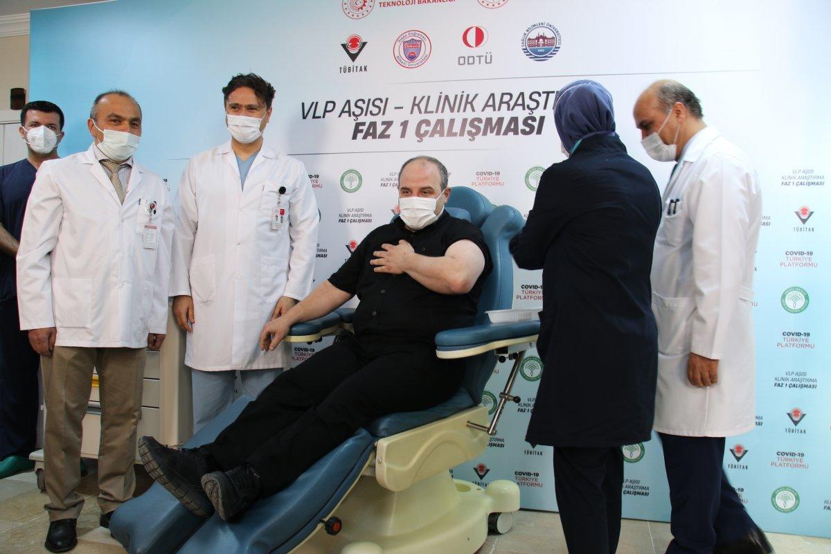 Mustafa Varank, yerli aşıyla ilgili soruları yanıtladı