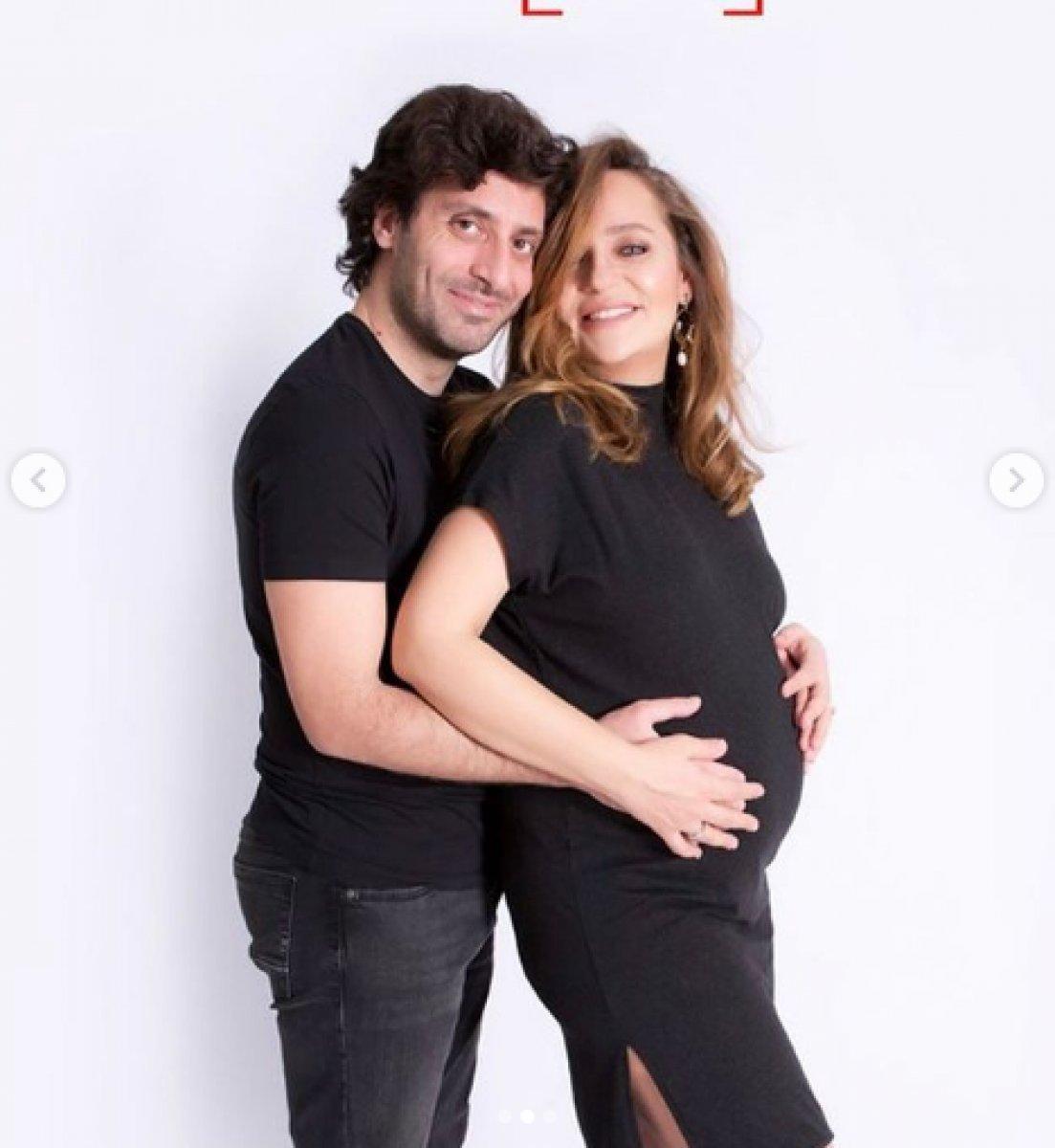 Didem Balçın doğum için gün sayıyor