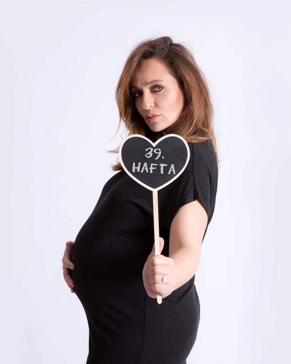 Didem Balçın doğum için gün sayıyor