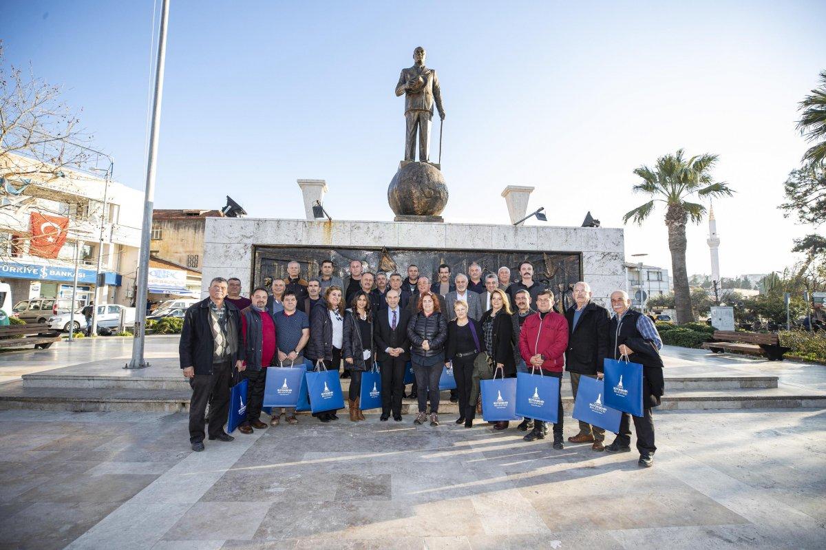 İzmir Büyükşehir Belediyesi, şehirdeki heykelleri saydıracak