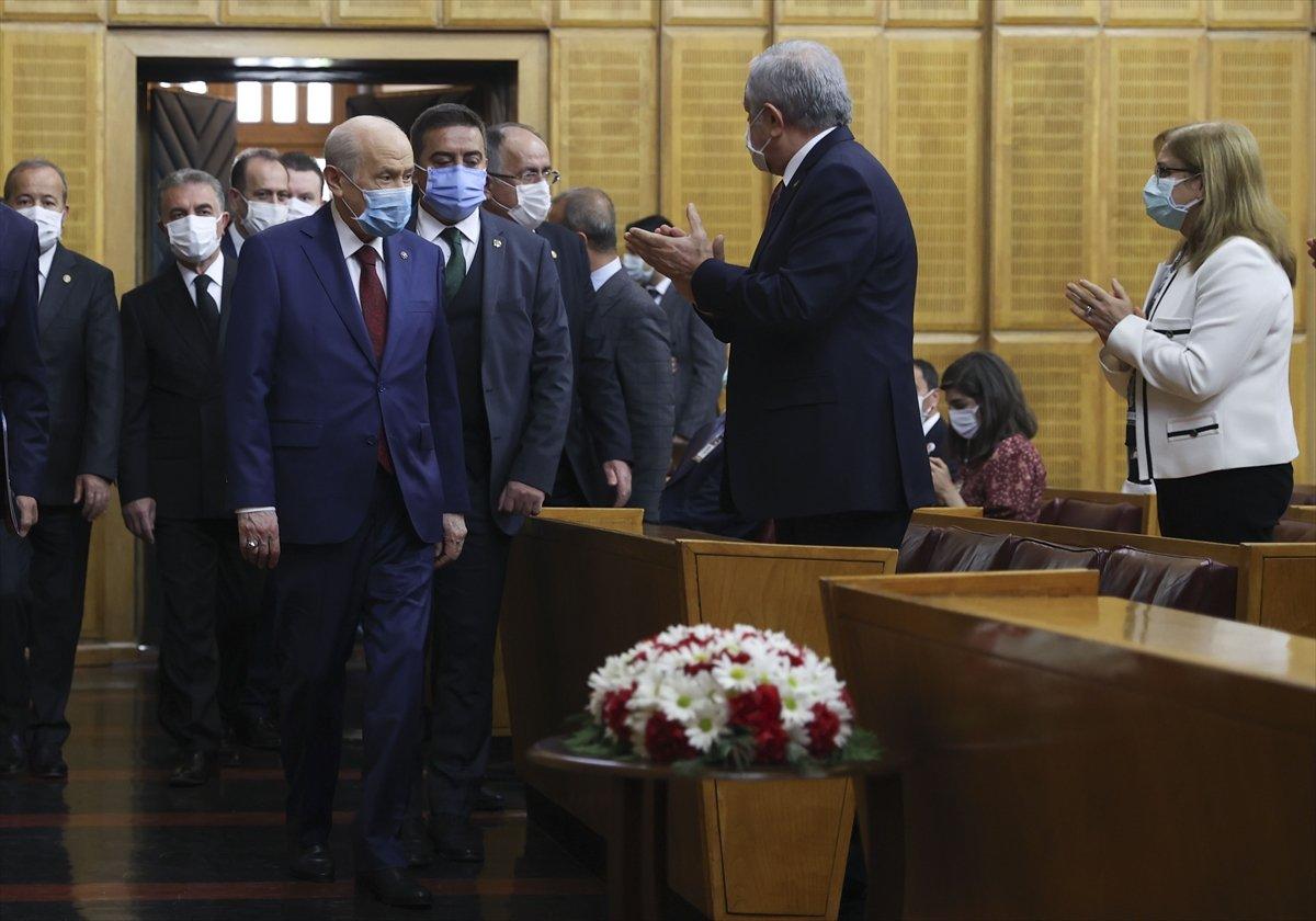 Devlet Bahçeli: Dendias'ın gevşeyen ayarlarını sıkan Çavuşoğlu'na teşekkür ediyorum