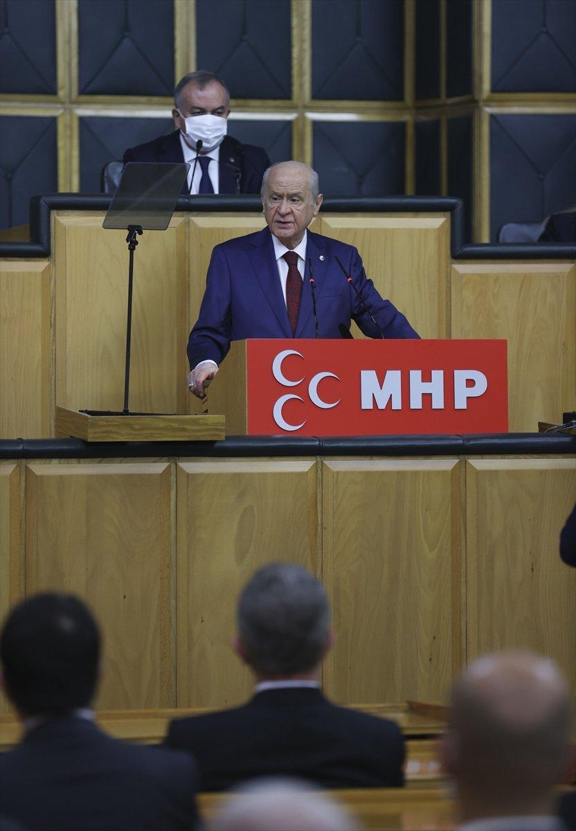 Devlet Bahçeli: Dendias'ın gevşeyen ayarlarını sıkan Çavuşoğlu'na teşekkür ediyorum