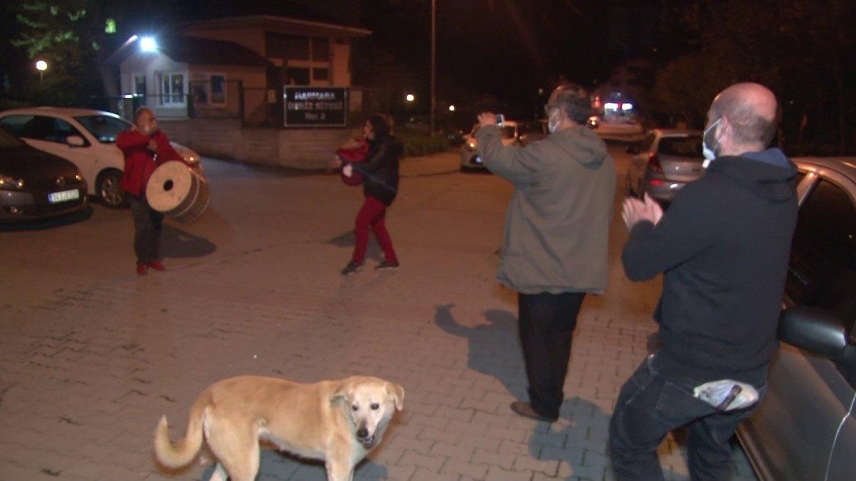 Maltepe’de sahura tulumla uyandırdılar