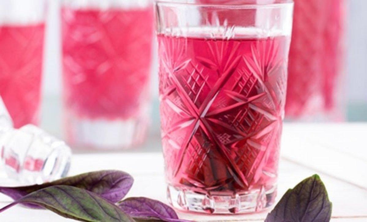 İftarın serinleten lezzeti: Reyhan şerbeti tarifi