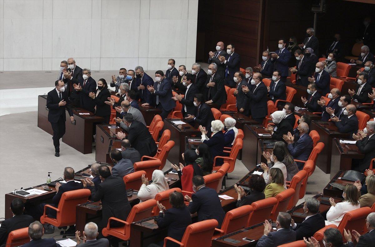 3 yeni bakan Meclis'te yemin etti