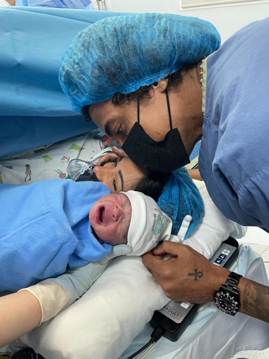 Luiz Gustavo baba oldu