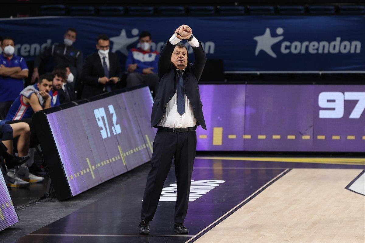 Anadolu Efes, Real Madrid'i mağlup etti