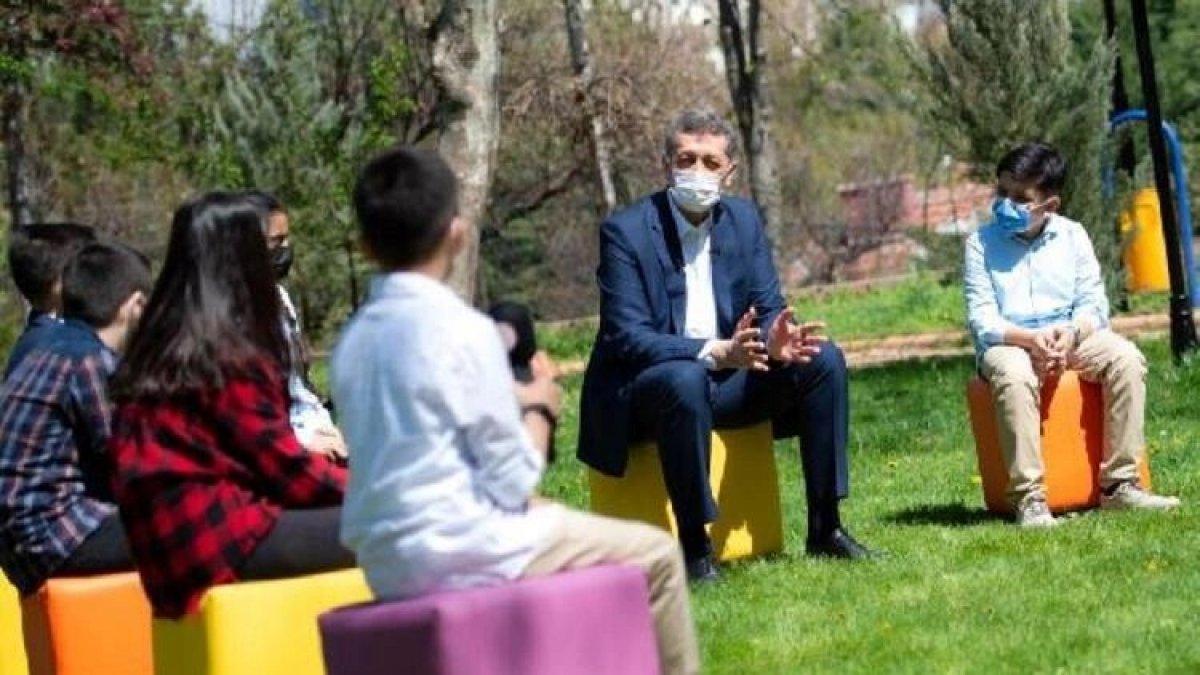 23 Nisan etkinlikleri olacak mı? 23 Nisan 2021 kutlama törenleri yapılacak mı?