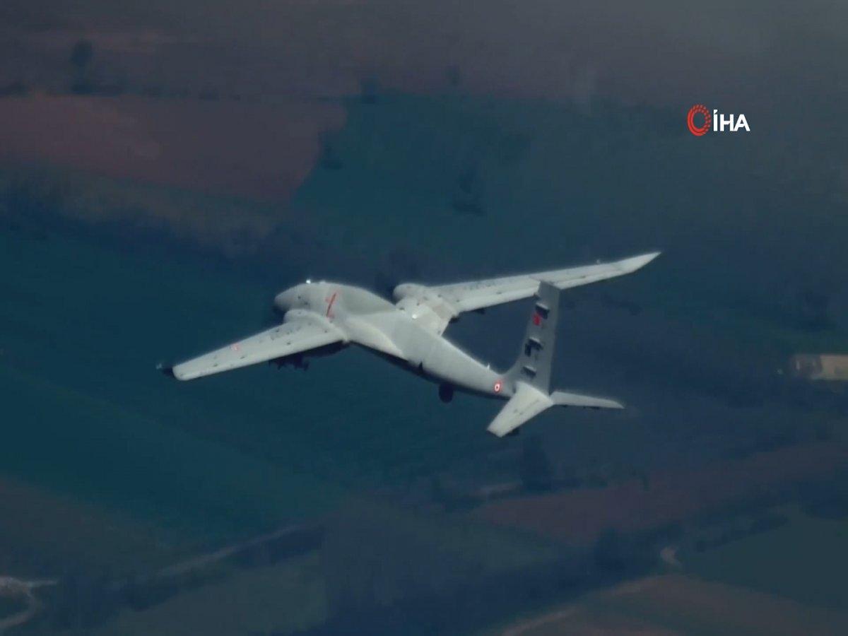 Bayraktar AKINCI TİHA ilk test atışında 12'den vurdu