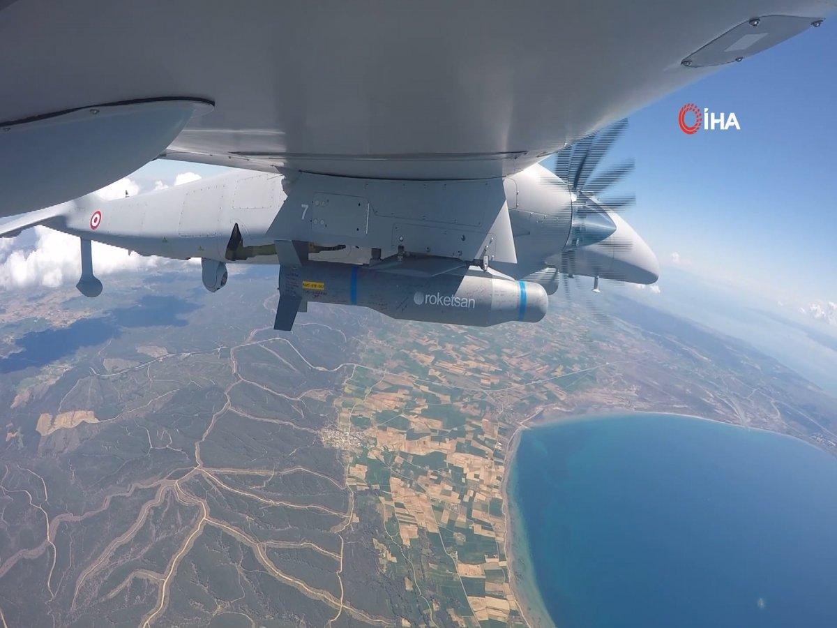 Bayraktar AKINCI TİHA ilk test atışında 12'den vurdu