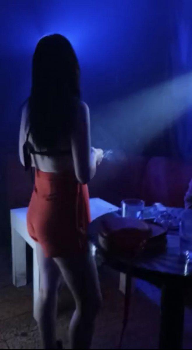 Taksim’de kısıtlamayı ihlal eden gece kulüplerine baskın