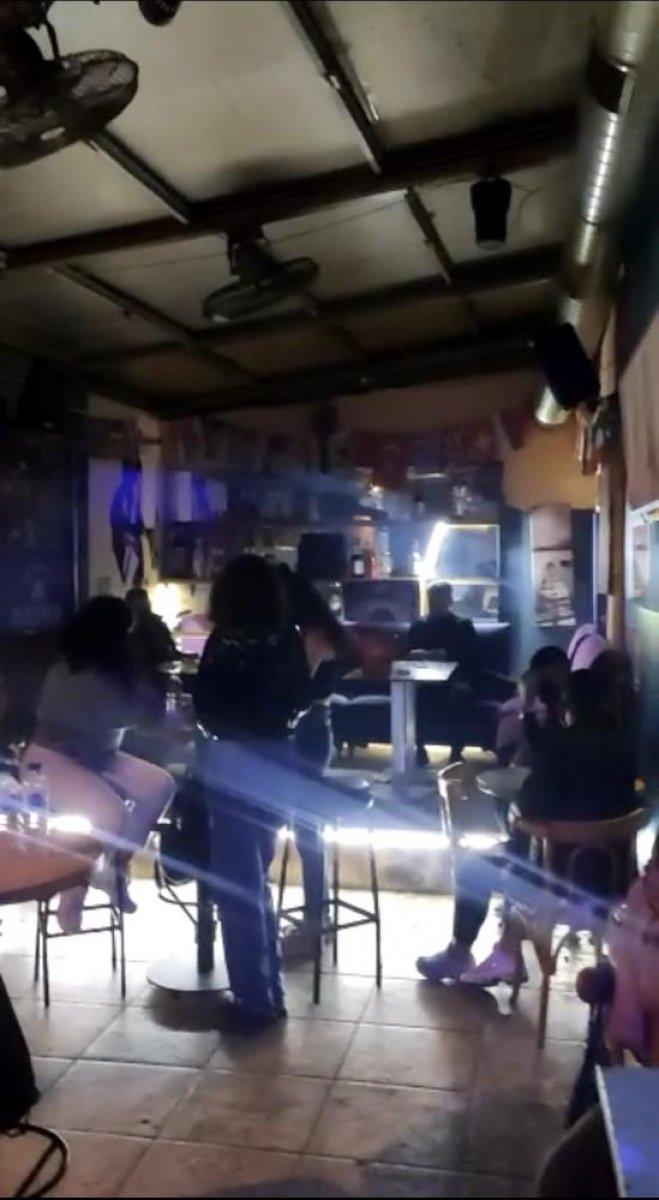 Taksim’de kısıtlamayı ihlal eden gece kulüplerine baskın