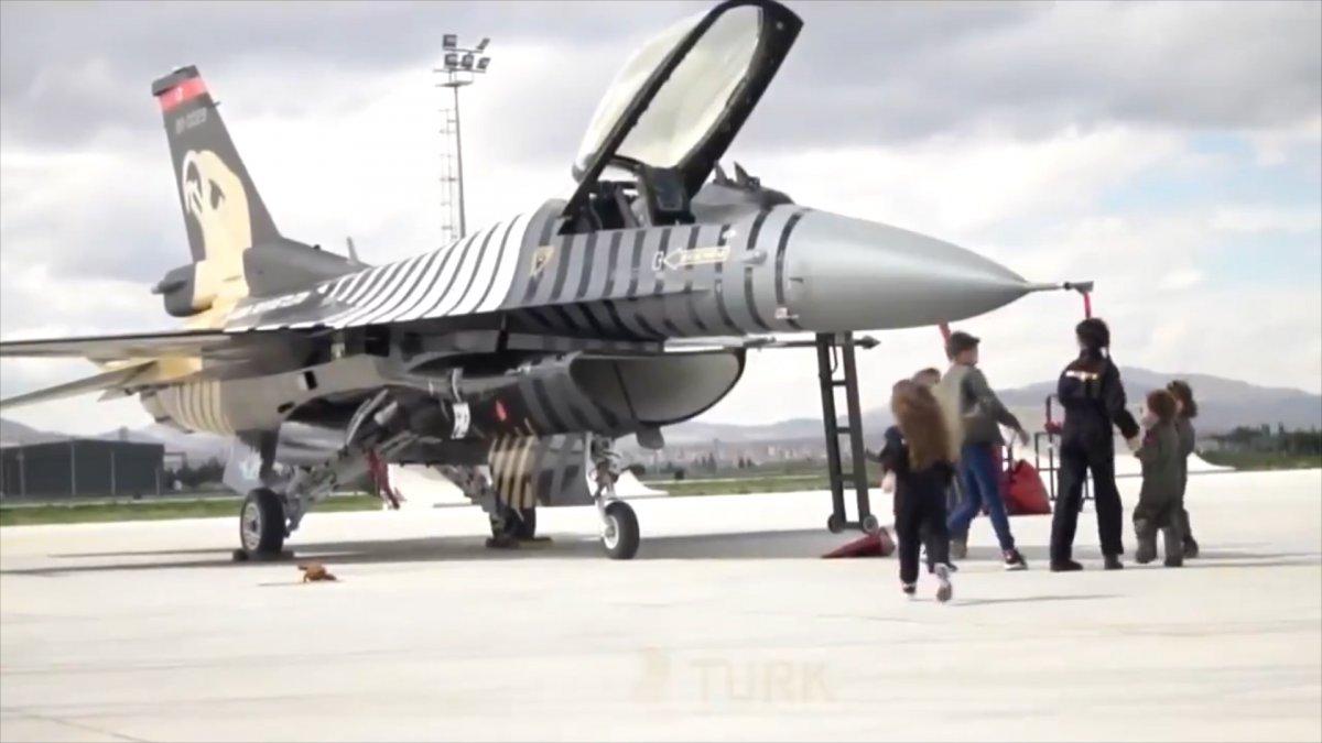 MSB’den 23 Nisan’a özel paylaşım