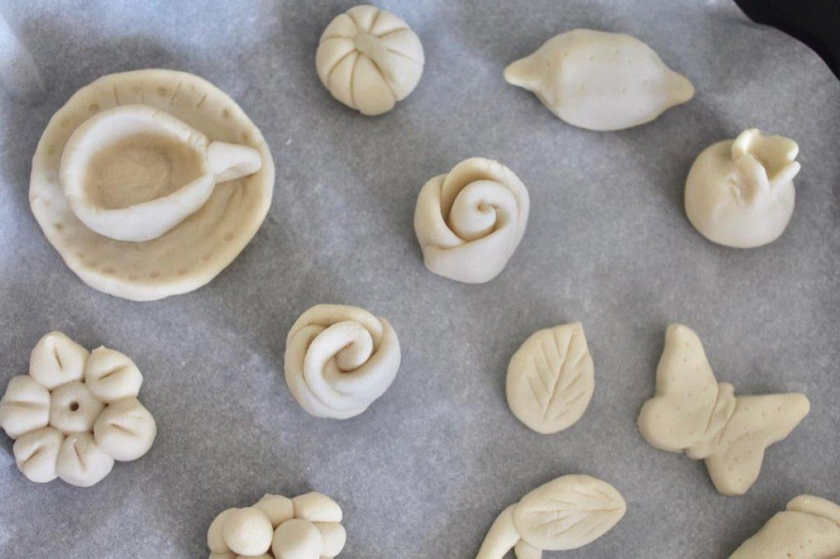 Çocuklar için geliştirici ve eğlendirici 23 Nisan aktivitesi: Tuz seramiği