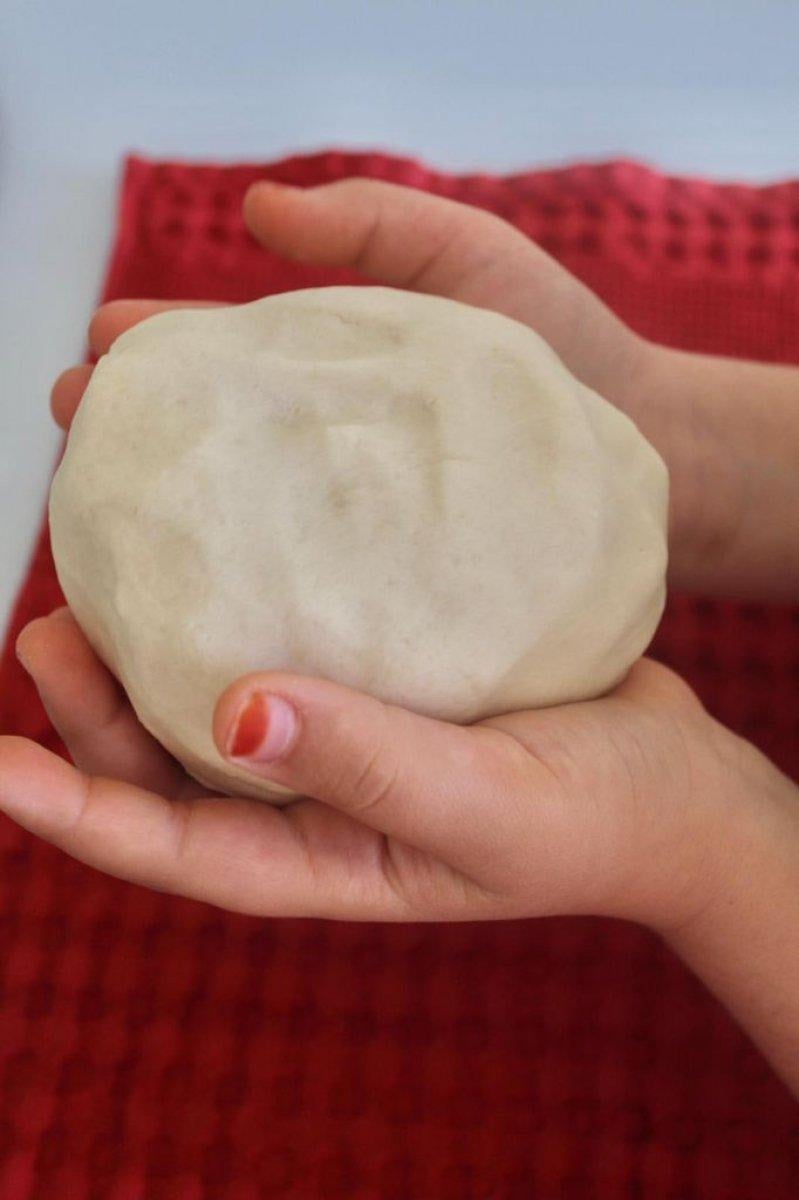 Çocuklar için geliştirici ve eğlendirici 23 Nisan aktivitesi: Tuz seramiği