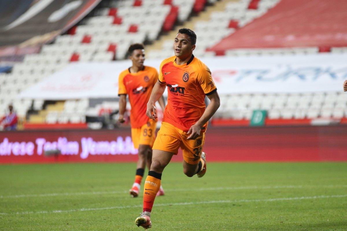 Galatasaray deplasmanda Antalyaspor'u mağlup etti