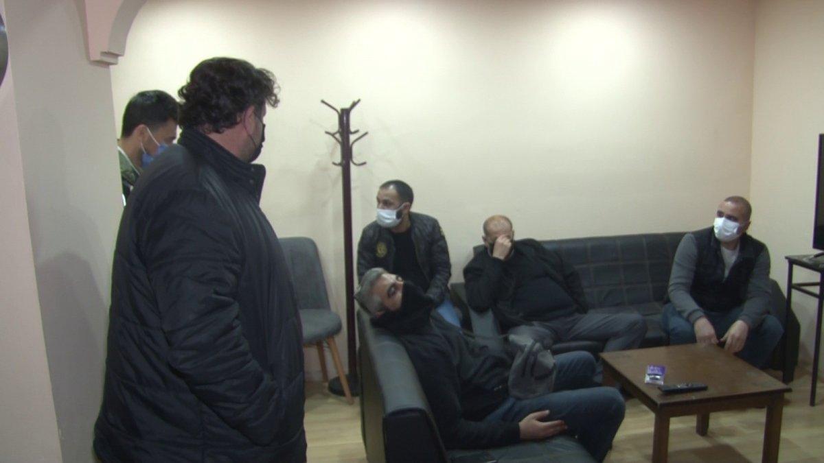 İstanbul'da kumar baskını: Canımız sıkkın, hastalığımı konuşuyorduk