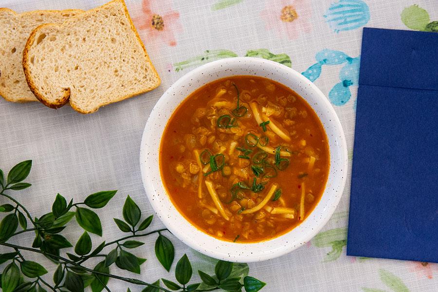 Tek başına doyurur: Sakala Çarpan Çorbası