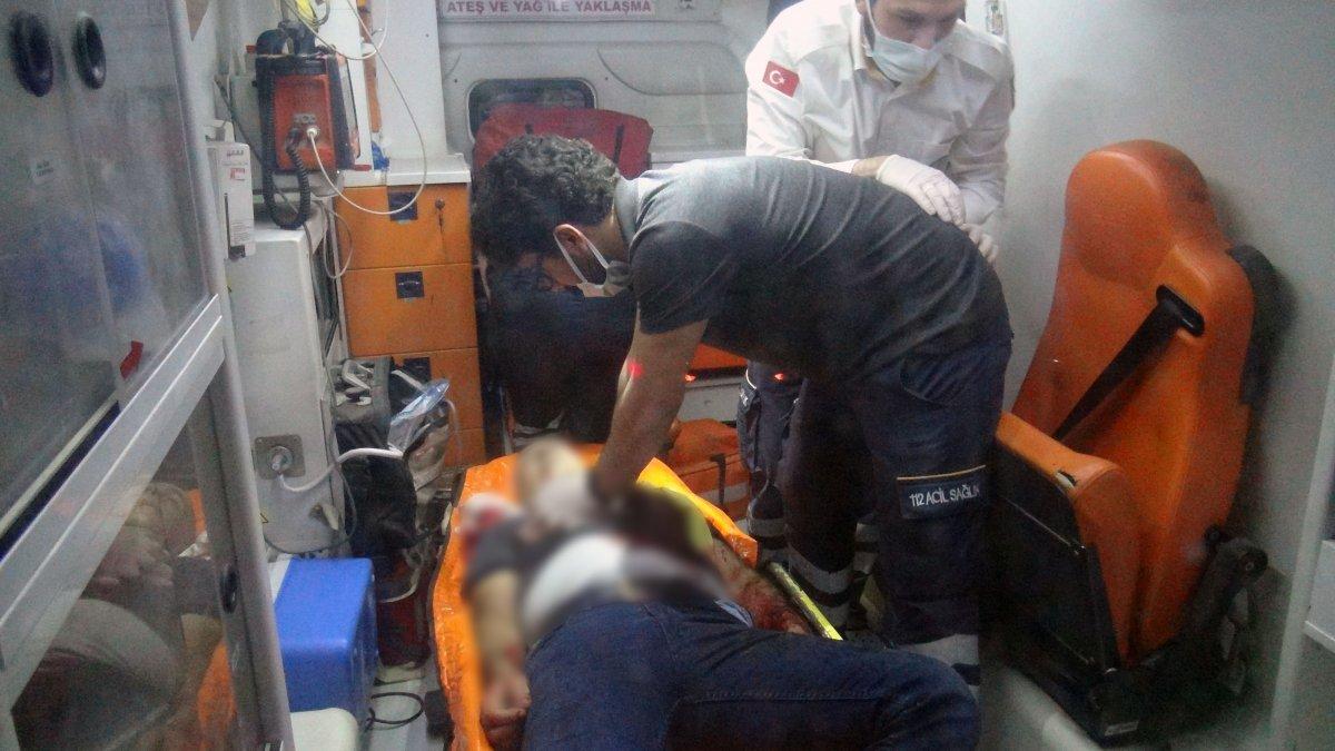 Adana'da babası ve ağabeyini 'uyuşturucu' yüzünden öldürdü