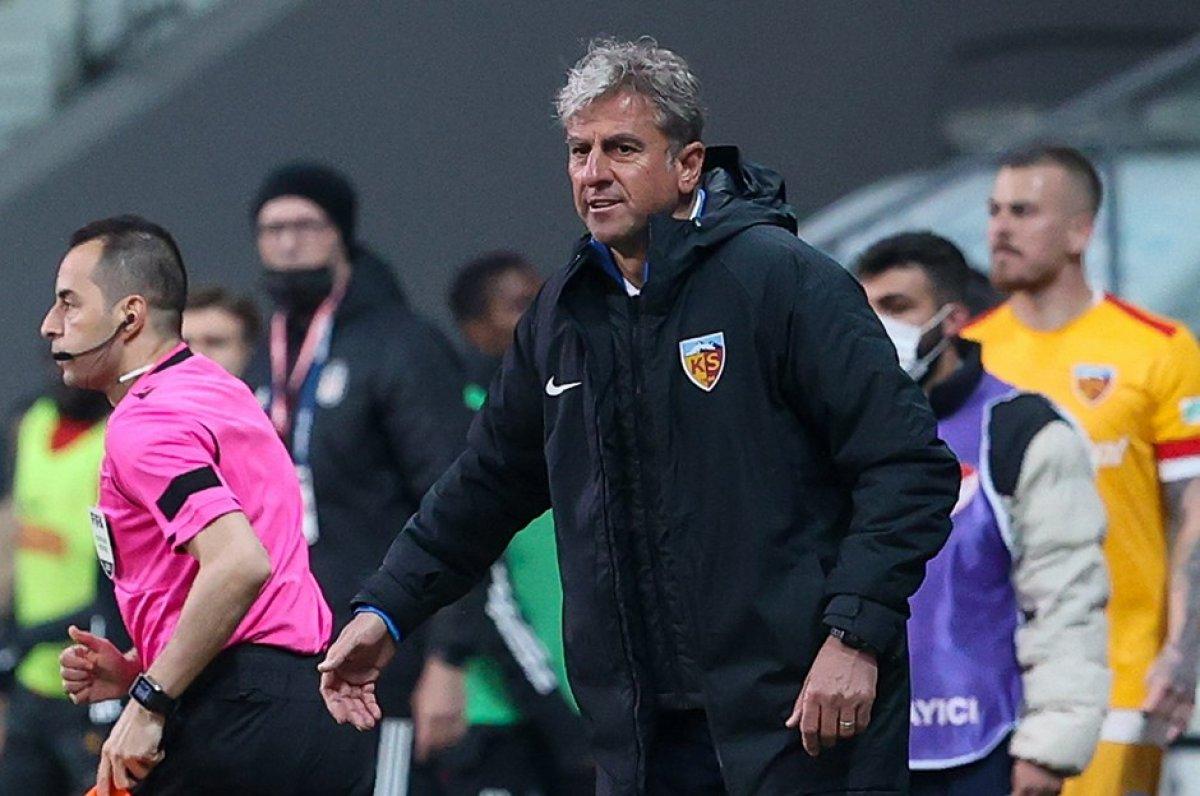 Kayserispor'da Hamza Hamzaoğlu istifa etti