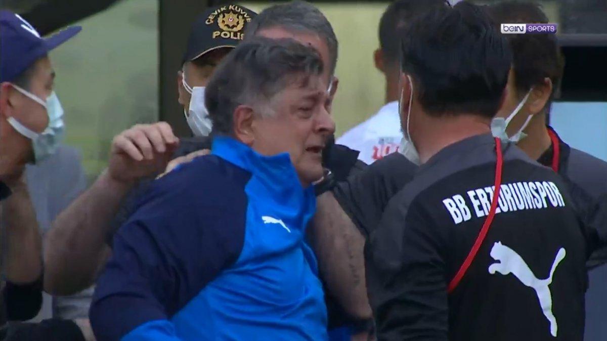 Yılmaz Vural maç sonu ağladı