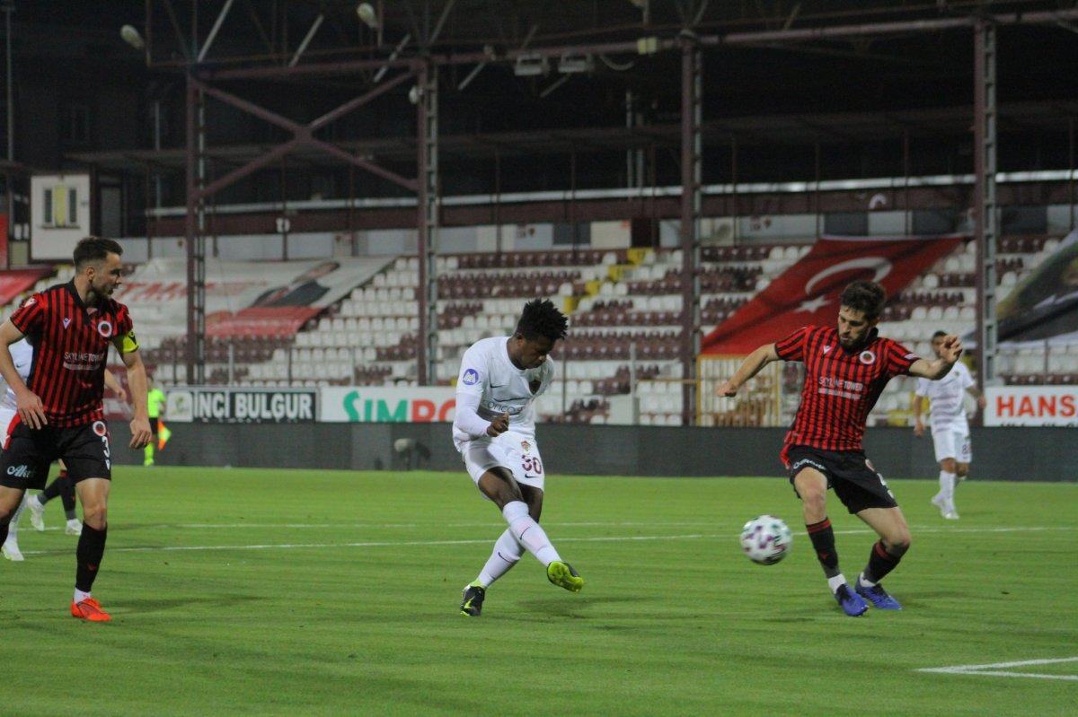 Hatayspor 3 puanı 3 golle aldı