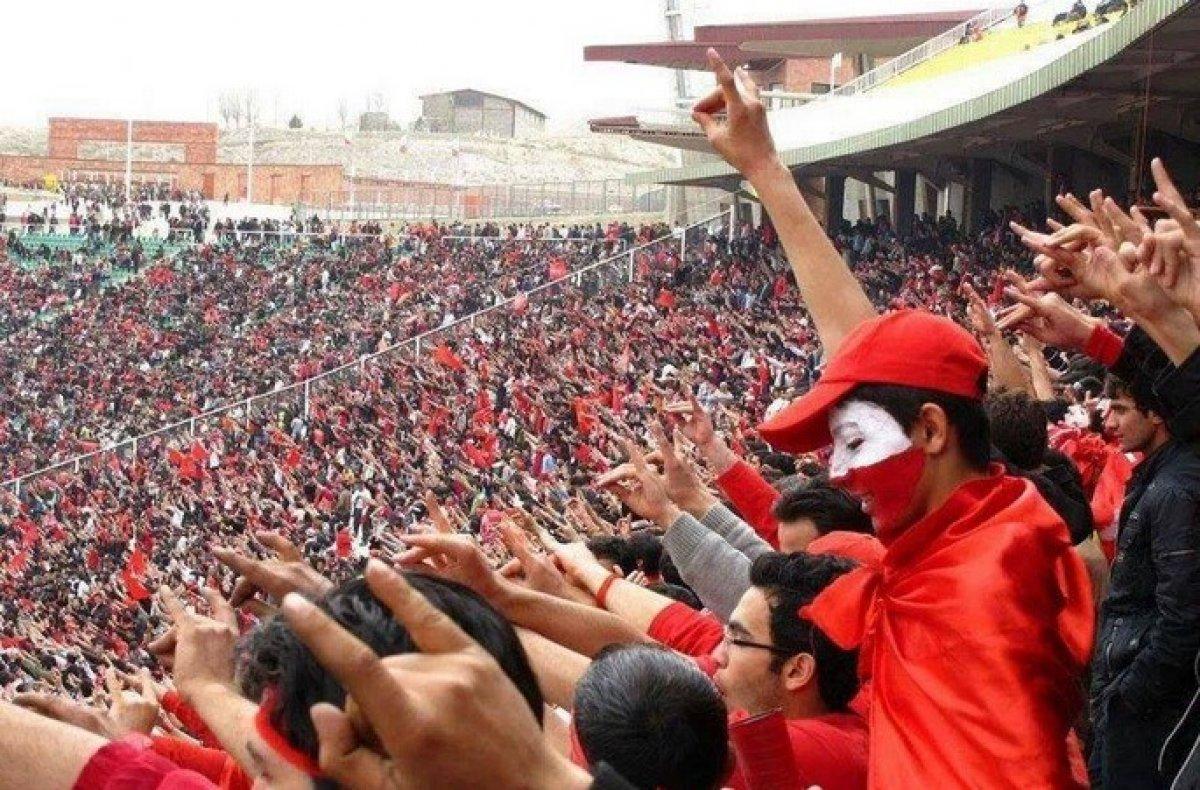 İran devlet televizyonunda Türk şair Fuzuli'ye hakaret