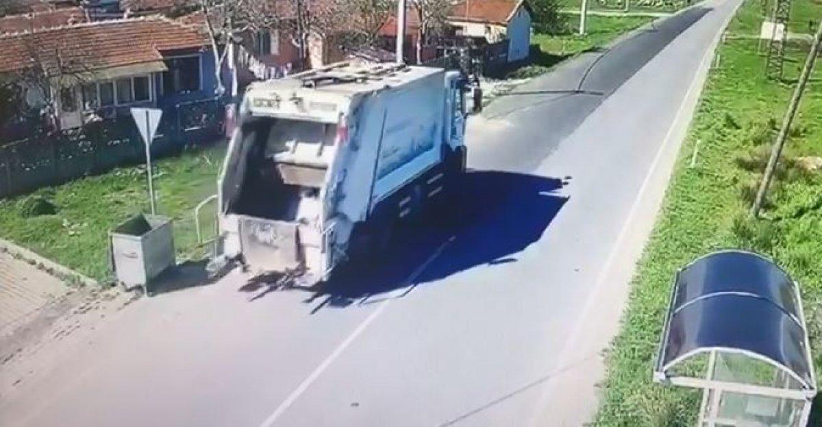 Tekirdağ’da iki ilçe belediyesi arasında çöp konteyneri krizi