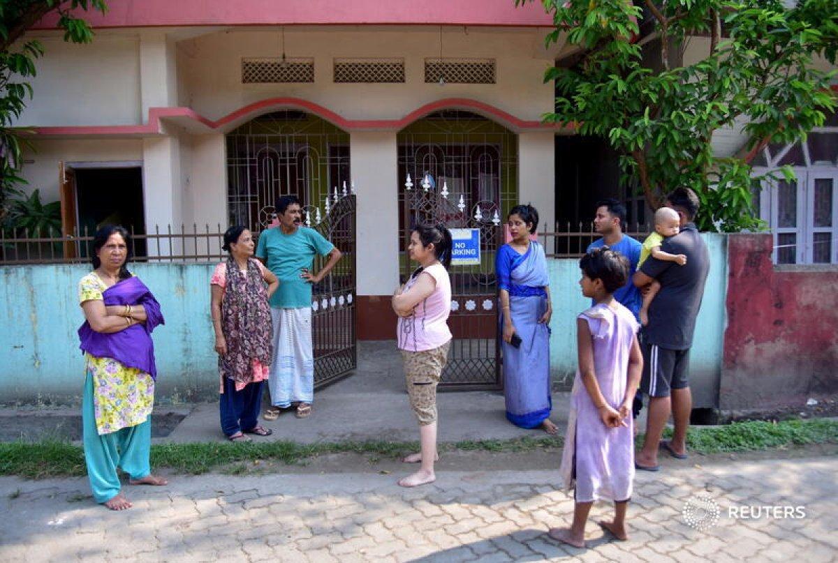 Hindistan'da 6.4 büyüklüğünde deprem oldu