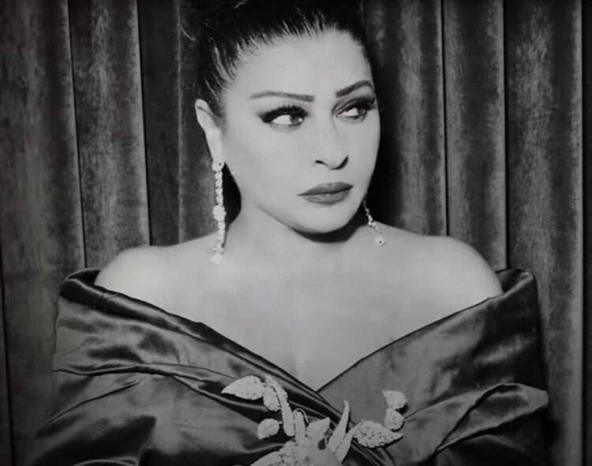 Yeliz, Özcan Deniz'le yaşadığı aşkı anlattı