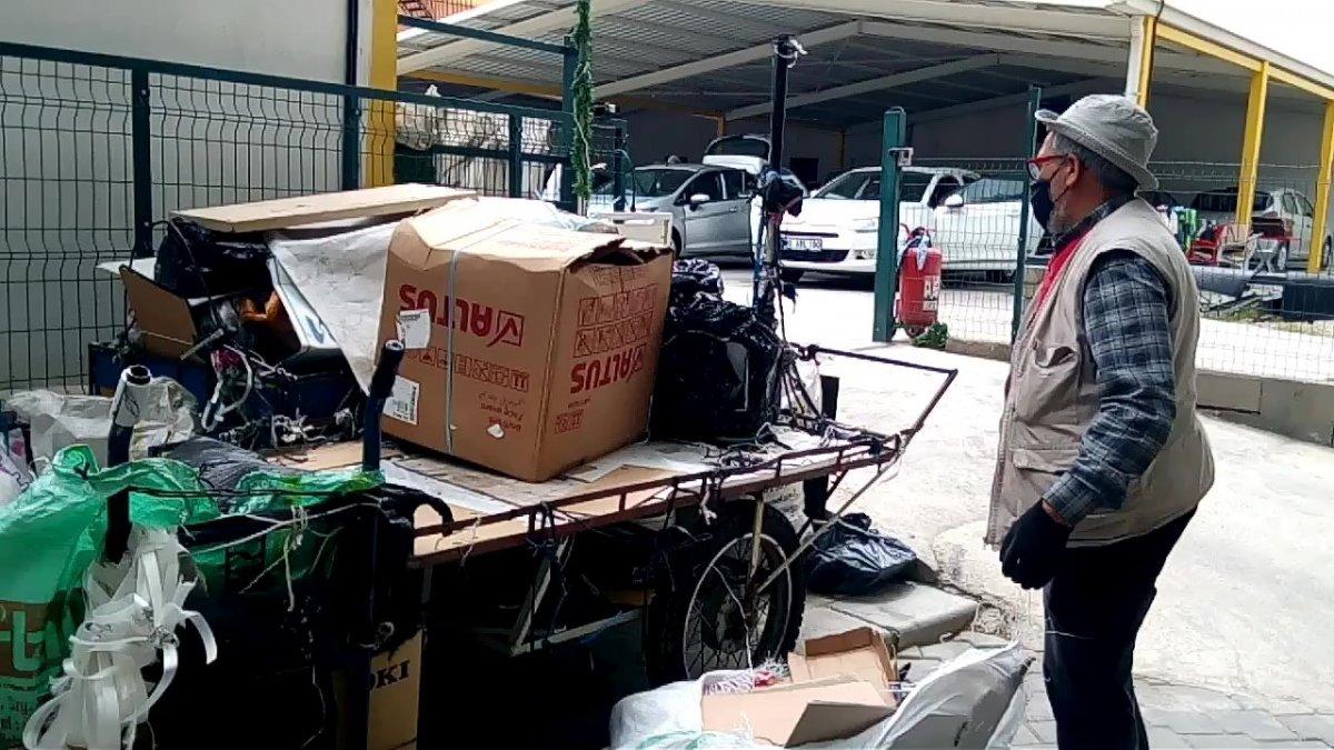 Denizli’de kağıt toplayıcısını, başka bir kağıt toplayıcı soydu