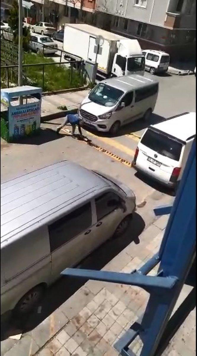 Sultangazi'de ters yöne giren sürücüler kamerada