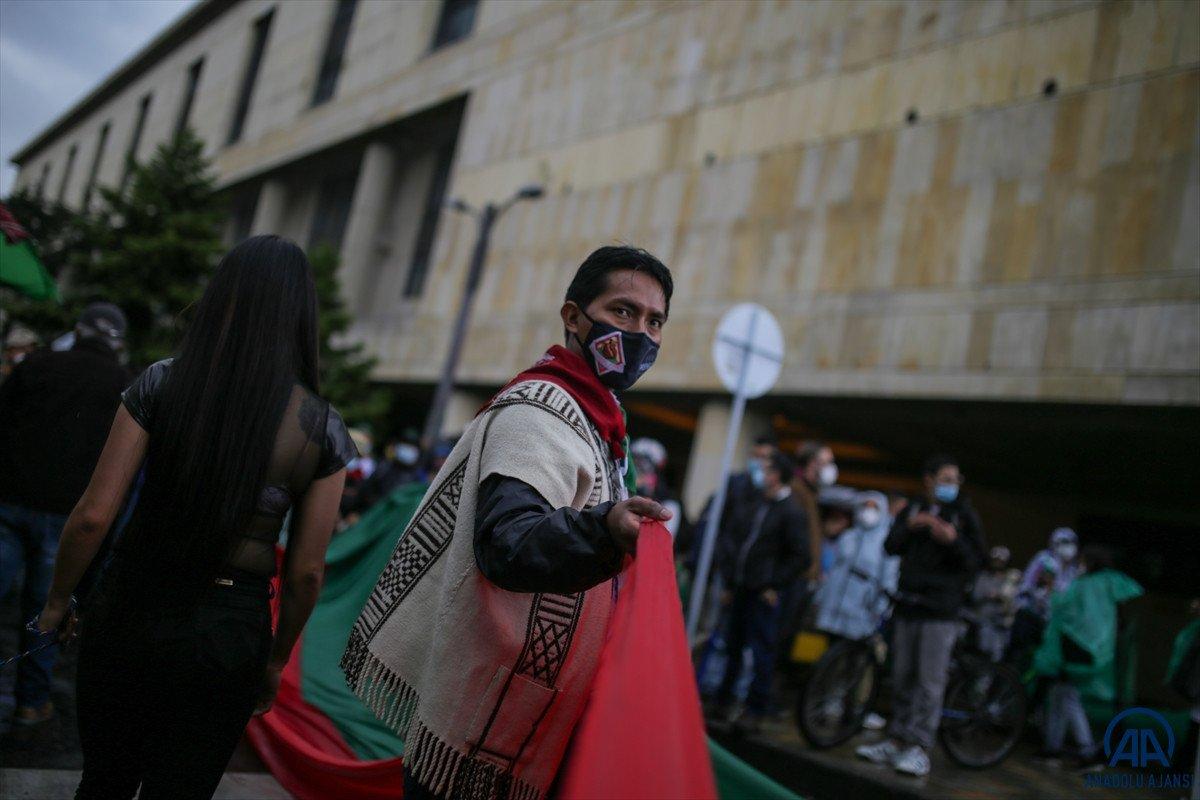 Kolombiya'da vergi reformu protestolarında olaylar çıktı